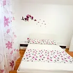 Eva * Макарська