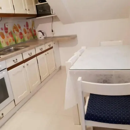 Eva Apartament *