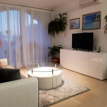 Apartament Eva